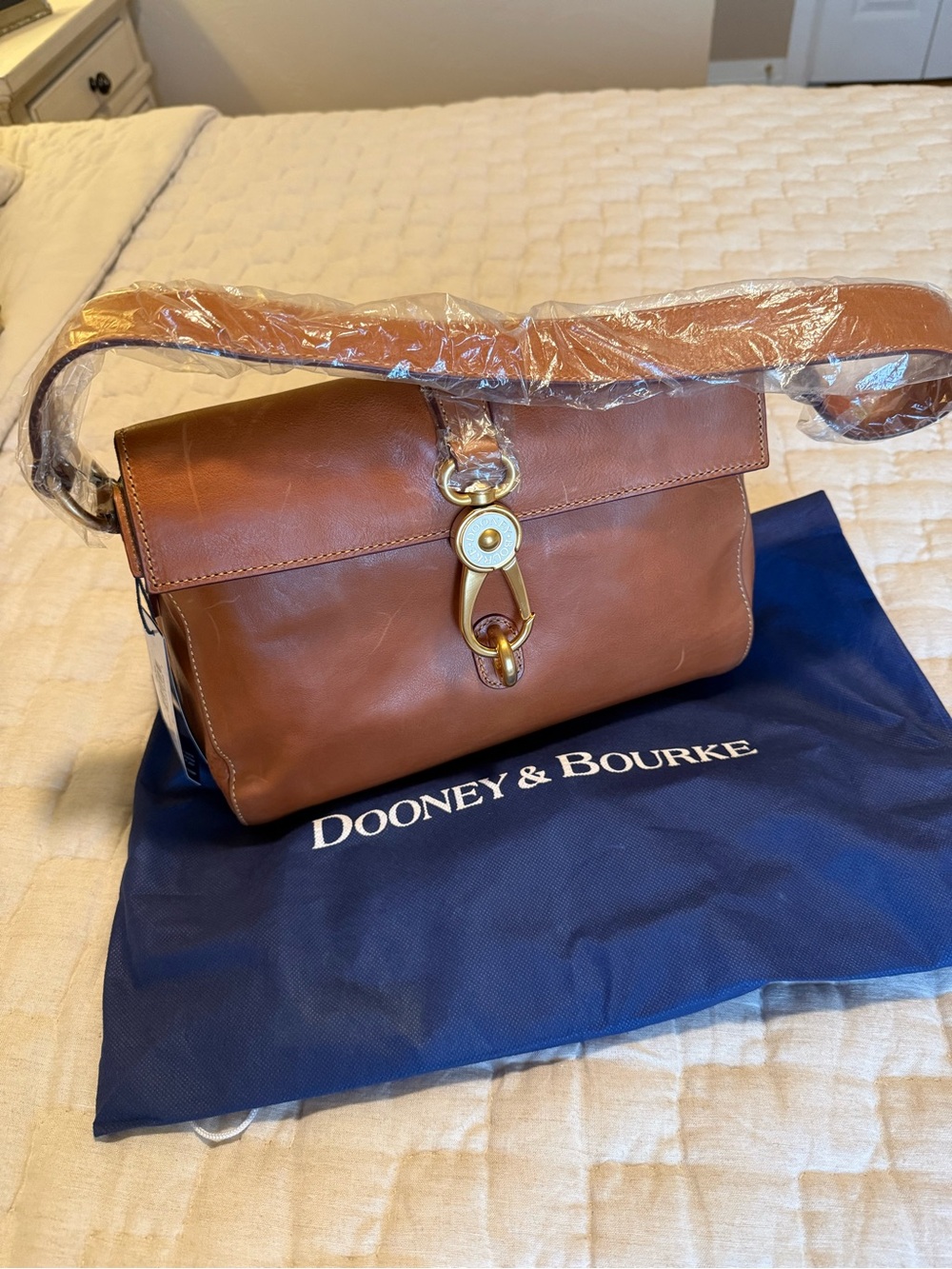 Dooney & Bourke Florentine Natural Color NWT Shoulder Bag - Style Libby